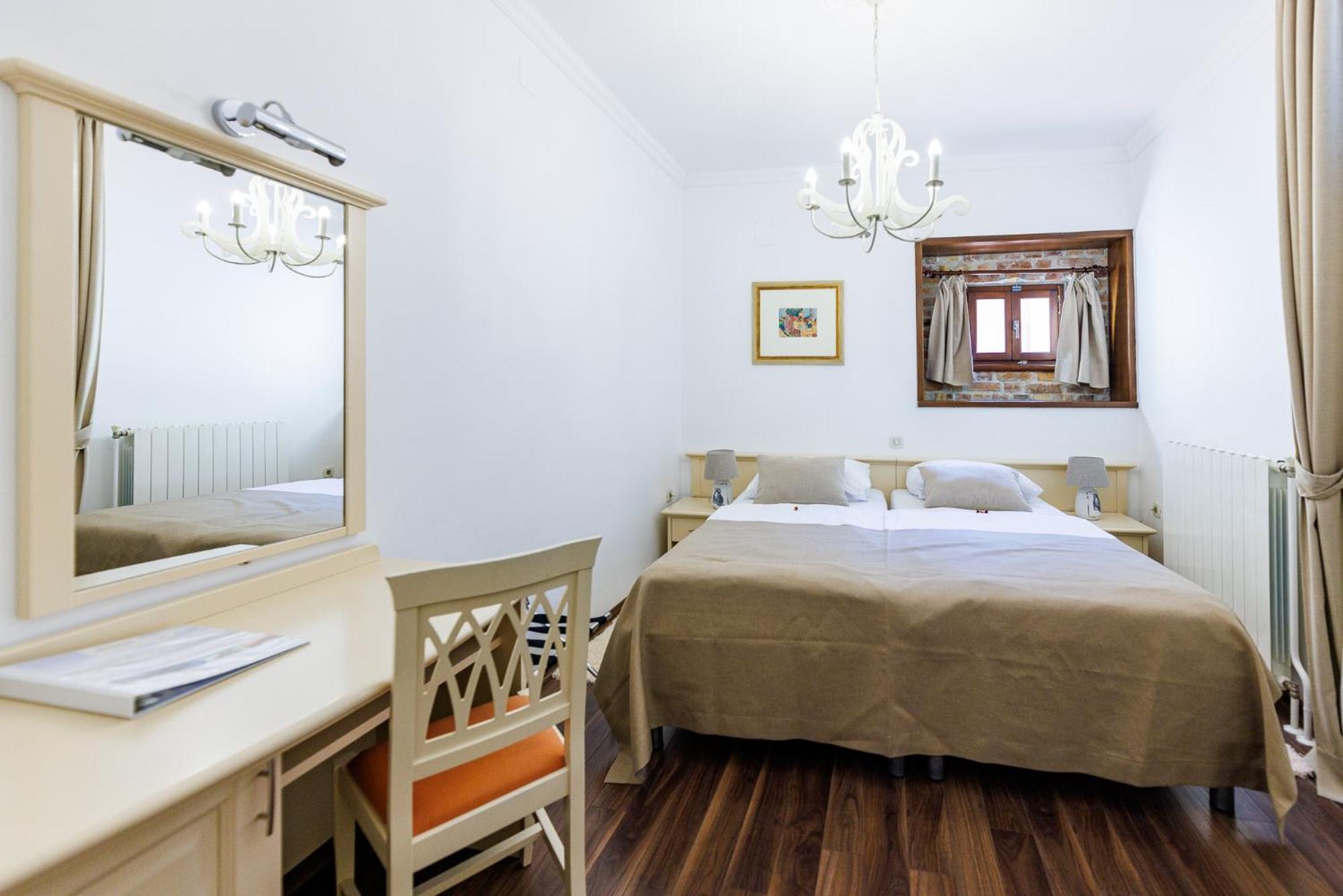 Boutique Hotel Kastel Motovun Phòng bức ảnh